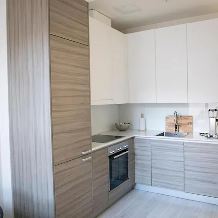 Apartment Iso Roobertinkatu For Four Persons Super Location Like New In
