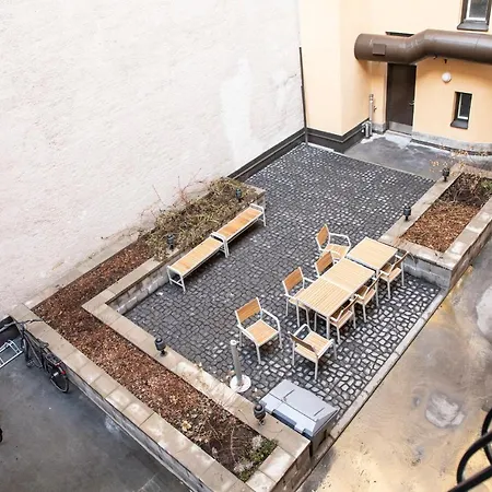 Apartment Iso Roobertinkatu For Four Persons Super Location Like New In *